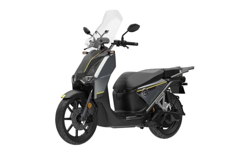 Rental Motor Denpasar