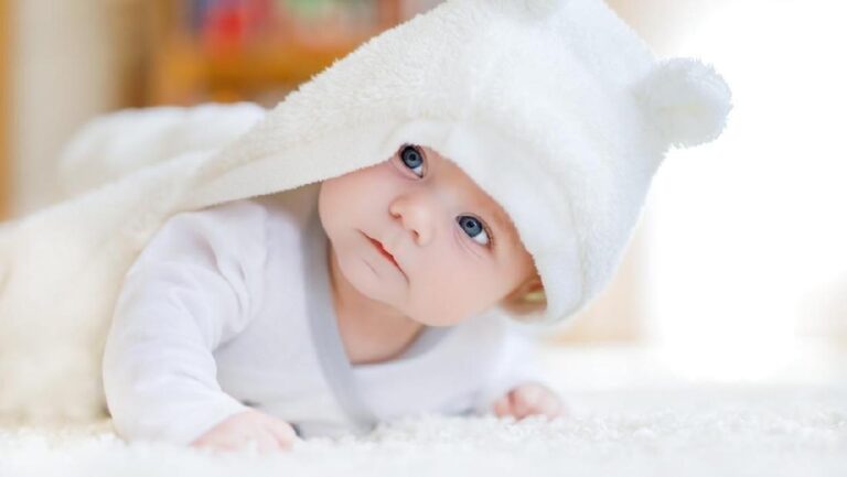 Perkembangan Bayi 4 Bulan