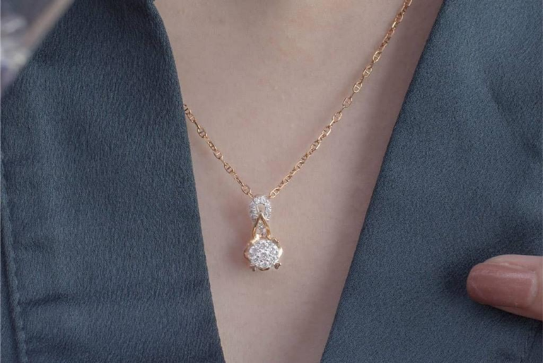 kalung berlian